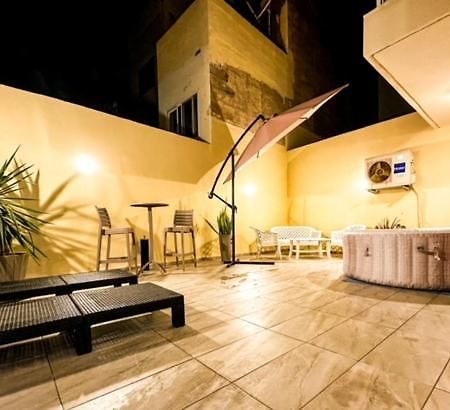 Ferienwohnung Sliema Jacuzzi Flat Exterior foto