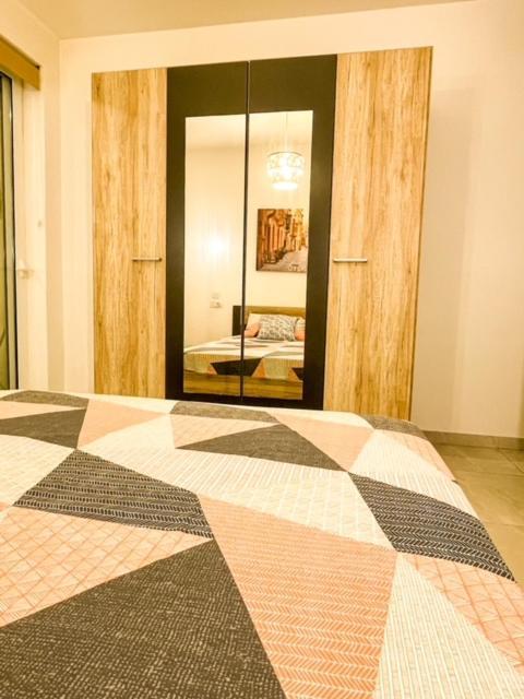 Ferienwohnung Sliema Jacuzzi Flat Exterior foto